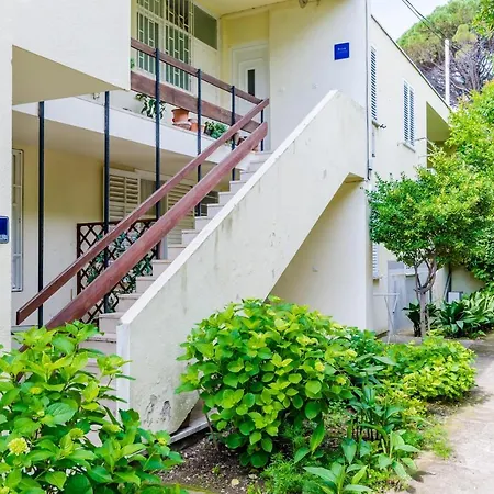 Petrana Apartamento